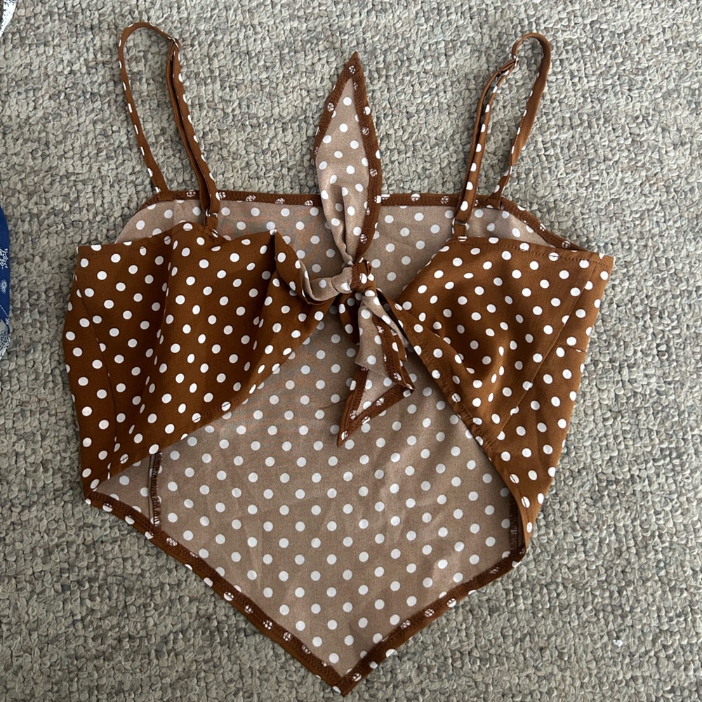 XS POLKA DOT TIED BACKLESS BANDANA CAMI TOP (BROWN) & LARGE BLUE BACKLESS TOP - Picture 4 of 6